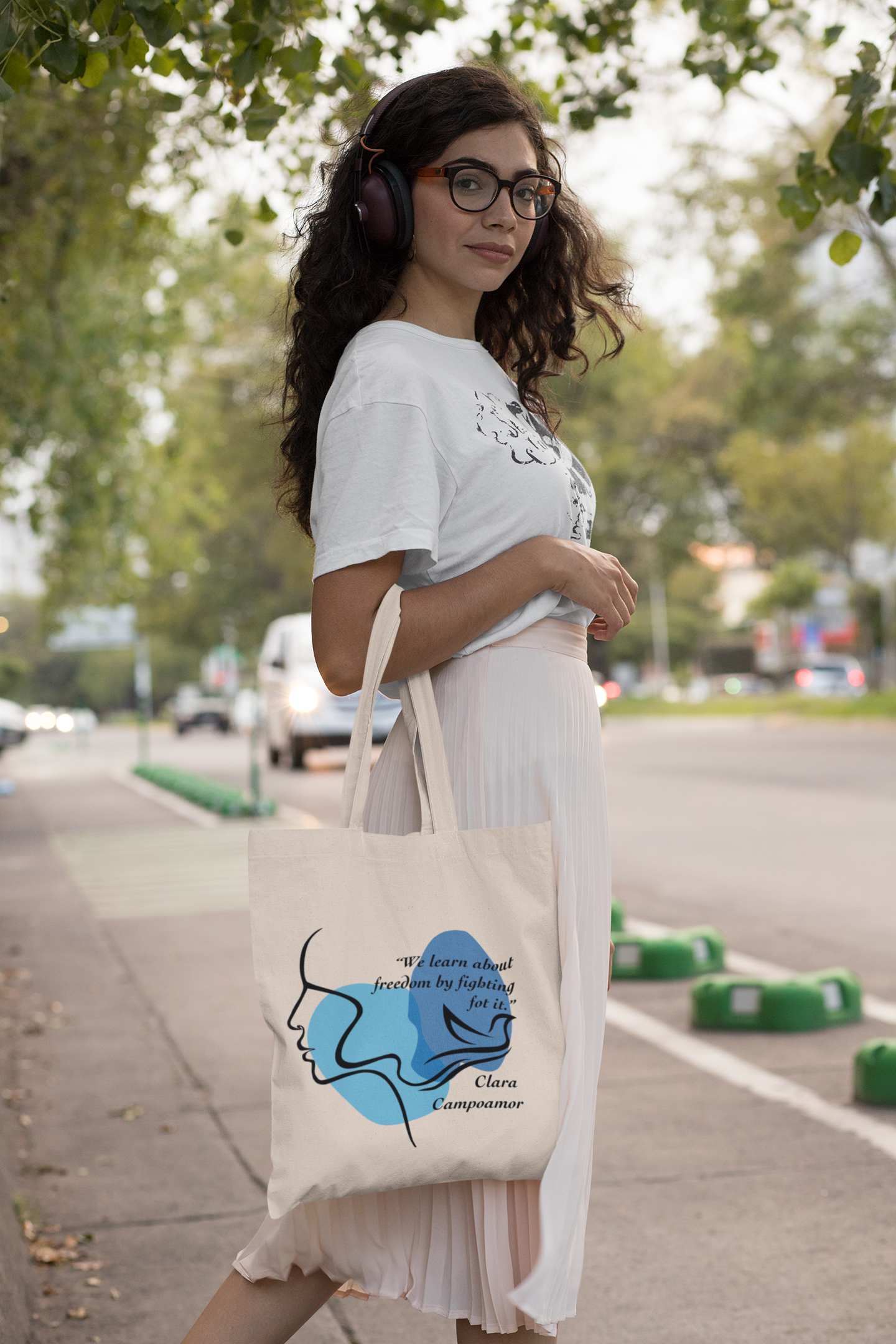 Tote bags Clara Campoamor