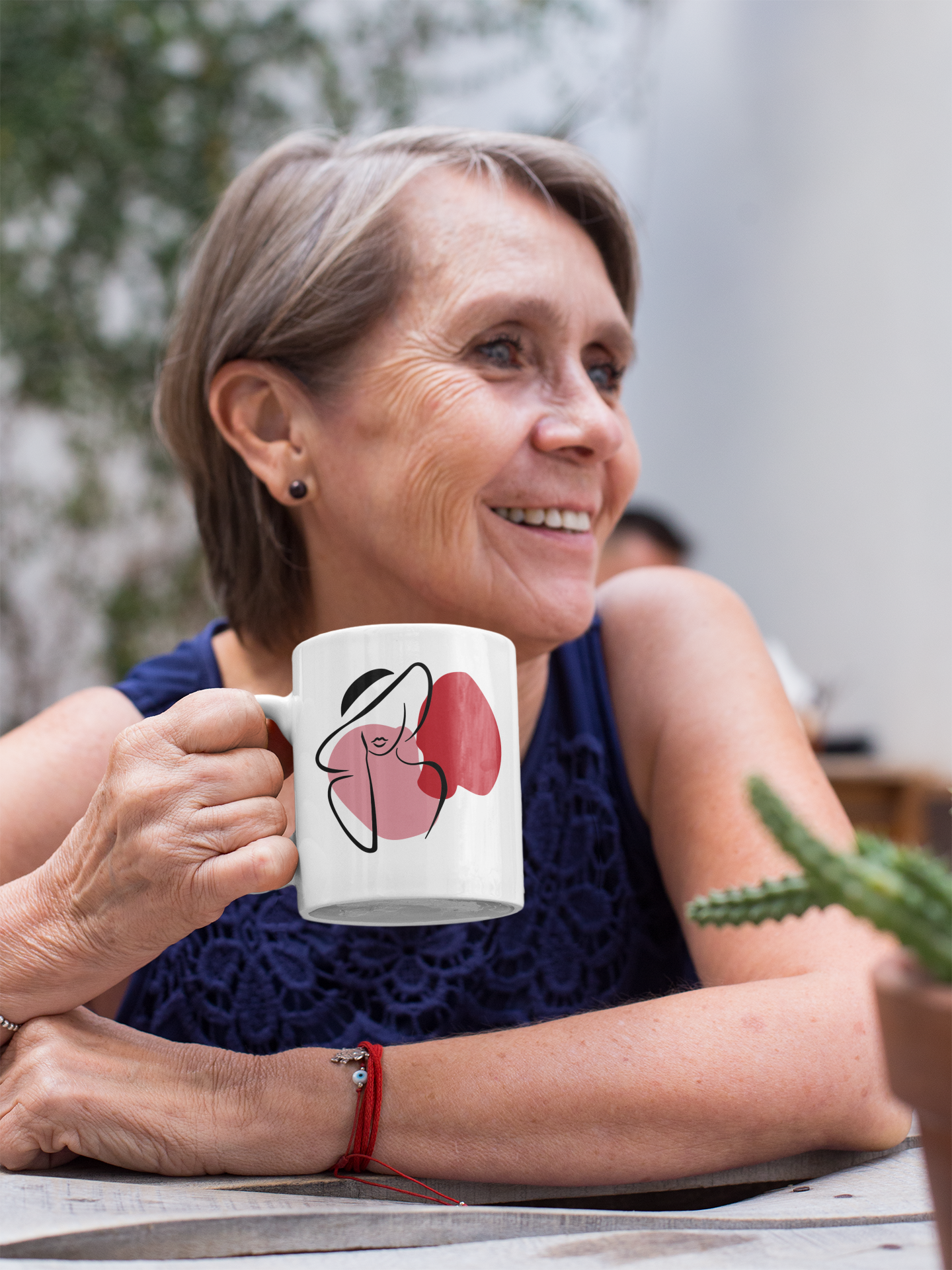 Taza con cita de Coco Chanel